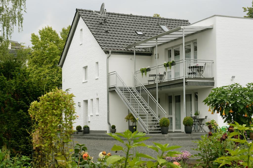 Bed & Breakfast Meerbusch Szoba fotó